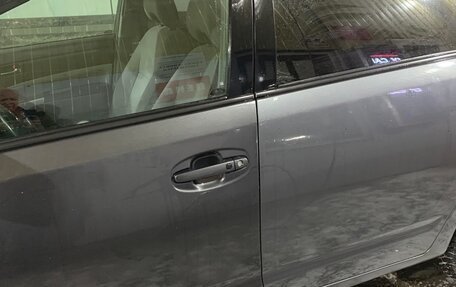 Toyota Prius, 2007 год, 550 000 рублей, 17 фотография
