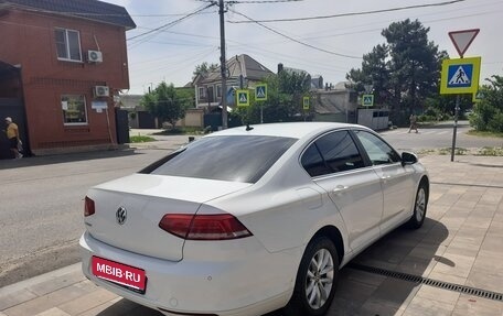 Volkswagen Passat B8 рестайлинг, 2018 год, 1 990 000 рублей, 14 фотография