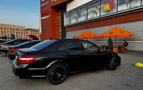 Mercedes-Benz E-Класс, 2011 год, 1 300 000 рублей, 8 фотография