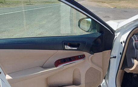 Toyota Camry, 2012 год, 1 700 000 рублей, 8 фотография