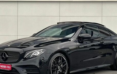 Mercedes-Benz E-Класс, 2019 год, 4 360 000 рублей, 1 фотография