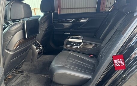 BMW 7 серия, 2017 год, 3 750 000 рублей, 10 фотография