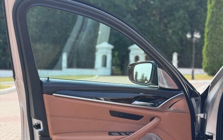 BMW 5 серия, 2019 год, 5 300 000 рублей, 19 фотография