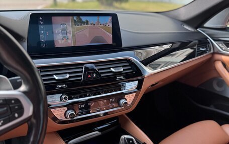 BMW 5 серия, 2019 год, 5 300 000 рублей, 25 фотография