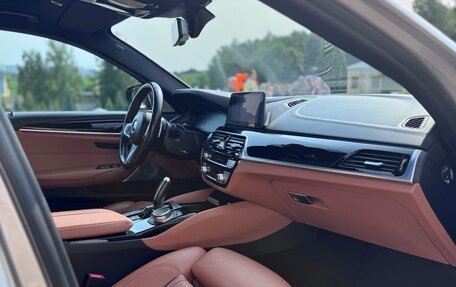 BMW 5 серия, 2019 год, 5 300 000 рублей, 33 фотография