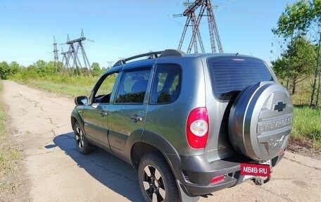 Chevrolet Niva I рестайлинг, 2010 год, 670 000 рублей, 9 фотография