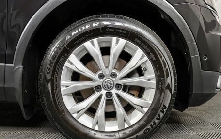 Volkswagen Tiguan II, 2017 год, 2 195 000 рублей, 17 фотография