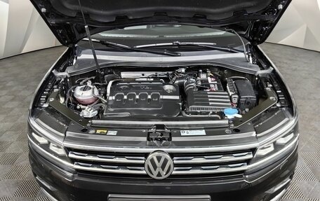 Volkswagen Tiguan II, 2017 год, 2 195 000 рублей, 19 фотография