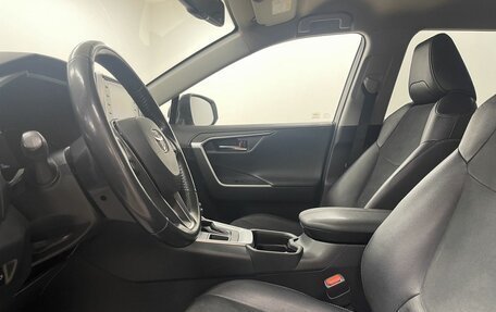 Toyota RAV4, 2021 год, 3 199 000 рублей, 11 фотография