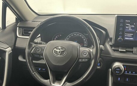 Toyota RAV4, 2021 год, 3 199 000 рублей, 20 фотография