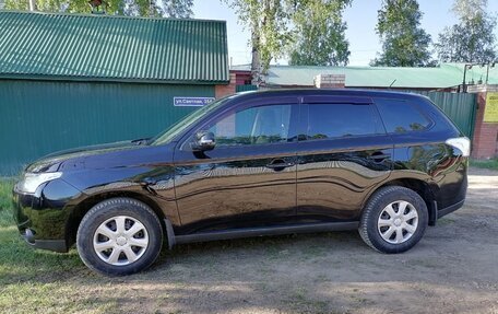 Mitsubishi Outlander III рестайлинг 3, 2012 год, 1 800 000 рублей, 6 фотография