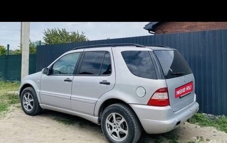 Mercedes-Benz M-Класс, 2000 год, 520 000 рублей, 2 фотография