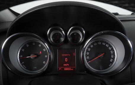 Opel Astra J, 2013 год, 1 145 000 рублей, 18 фотография