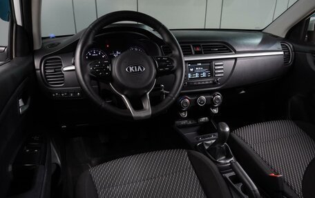 KIA Rio IV, 2018 год, 1 199 000 рублей, 6 фотография