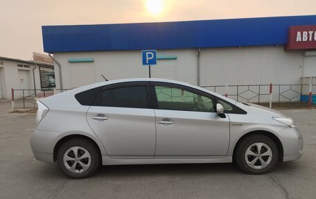 Toyota Prius, 2014 год, 1 350 000 рублей, 1 фотография