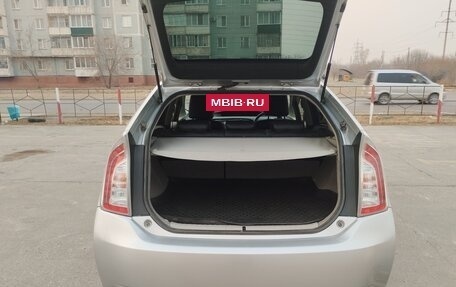 Toyota Prius, 2014 год, 1 350 000 рублей, 6 фотография