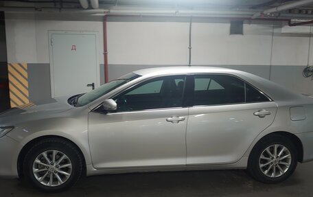 Toyota Camry, 2015 год, 2 000 000 рублей, 10 фотография