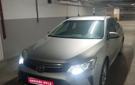 Toyota Camry, 2015 год, 2 000 000 рублей, 11 фотография