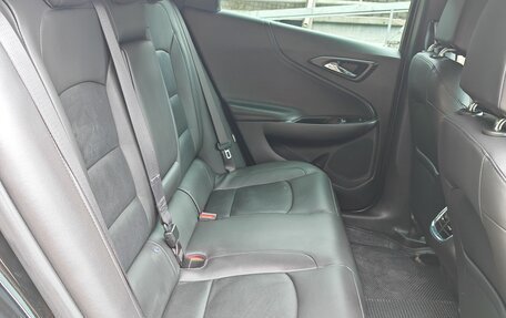 Chevrolet Malibu IX, 2016 год, 1 600 000 рублей, 16 фотография