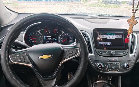 Chevrolet Malibu IX, 2016 год, 1 600 000 рублей, 33 фотография