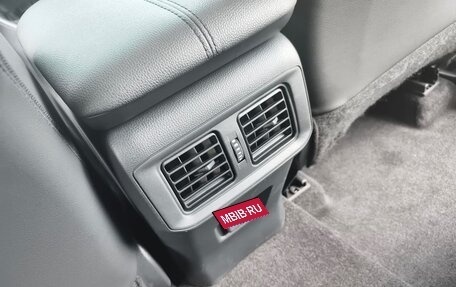 Toyota RAV4, 2021 год, 2 600 000 рублей, 22 фотография