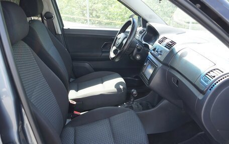 Skoda Fabia II, 2011 год, 640 000 рублей, 9 фотография
