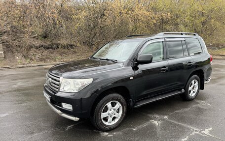 Toyota Land Cruiser 200, 2010 год, 3 000 000 рублей, 2 фотография