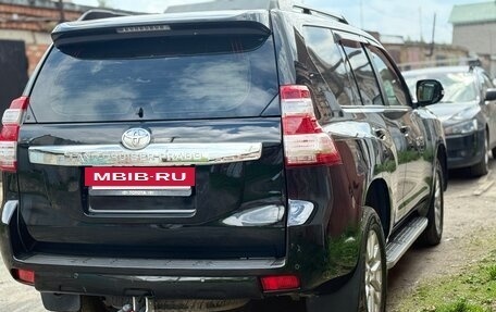 Toyota Land Cruiser Prado 150 рестайлинг 2, 2013 год, 3 500 000 рублей, 4 фотография