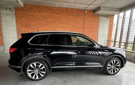 Volkswagen Touareg III, 2020 год, 5 099 000 рублей, 2 фотография