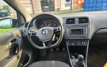 Volkswagen Polo VI (EU Market), 2015 год, 1 200 000 рублей, 9 фотография