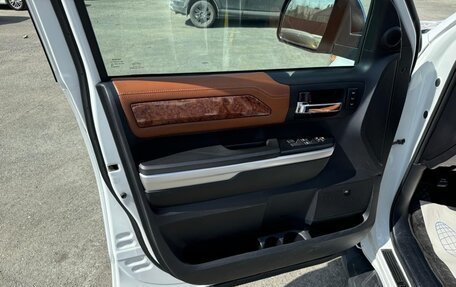 Toyota Tundra II, 2014 год, 4 999 000 рублей, 12 фотография