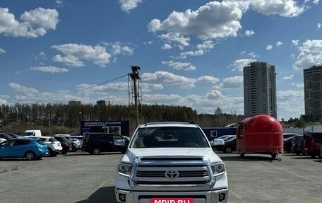 Toyota Tundra II, 2014 год, 4 999 000 рублей, 9 фотография