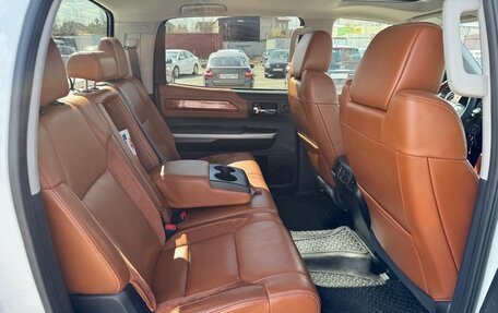 Toyota Tundra II, 2014 год, 4 999 000 рублей, 18 фотография