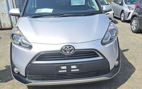 Toyota Sienta II, 2018 год, 1 499 000 рублей, 12 фотография