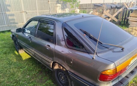 Mitsubishi Galant VIII, 1990 год, 360 000 рублей, 5 фотография