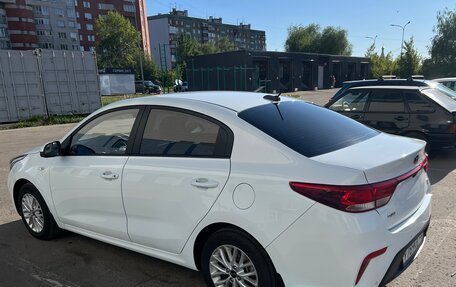 KIA Rio IV, 2018 год, 1 490 000 рублей, 3 фотография