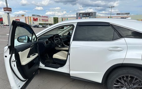 Lexus RX IV рестайлинг, 2019 год, 4 600 000 рублей, 8 фотография