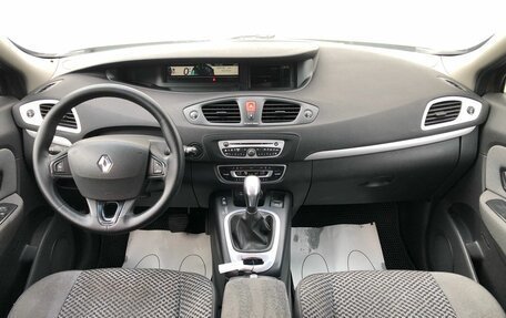 Renault Scenic III, 2011 год, 750 000 рублей, 10 фотография
