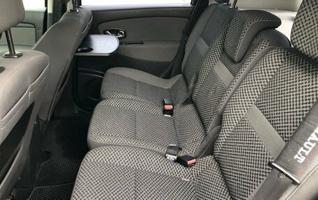 Renault Scenic III, 2011 год, 750 000 рублей, 19 фотография
