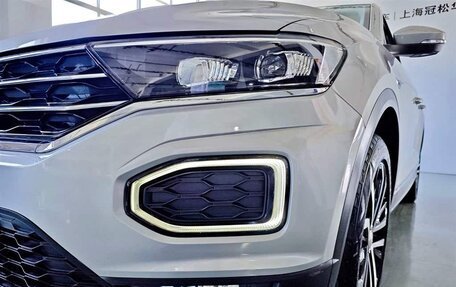 Volkswagen T-Roc I, 2021 год, 1 398 000 рублей, 4 фотография
