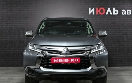 Mitsubishi Pajero Sport III рестайлинг, 2018 год, 2 590 000 рублей, 2 фотография