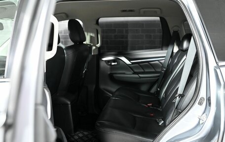 Mitsubishi Pajero Sport III рестайлинг, 2018 год, 2 590 000 рублей, 19 фотография