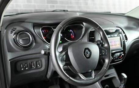 Renault Kaptur I рестайлинг, 2018 год, 1 780 000 рублей, 12 фотография