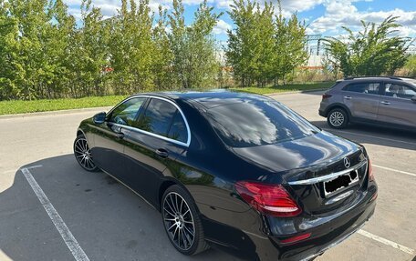 Mercedes-Benz E-Класс, 2017 год, 4 400 000 рублей, 5 фотография