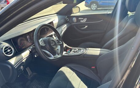 Mercedes-Benz E-Класс, 2017 год, 4 400 000 рублей, 11 фотография