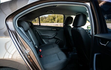 Skoda Rapid I, 2019 год, 1 550 000 рублей, 13 фотография