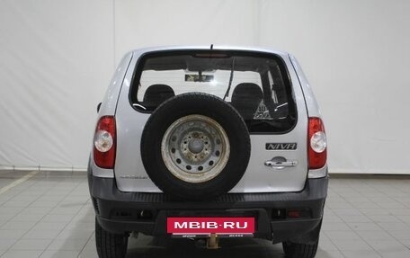 Chevrolet Niva I рестайлинг, 2010 год, 346 000 рублей, 7 фотография