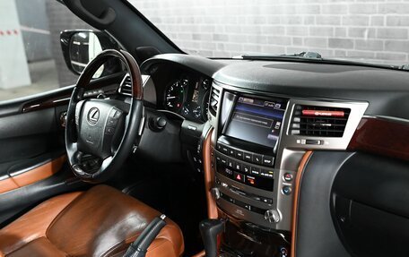 Lexus LX III, 2013 год, 5 200 000 рублей, 15 фотография