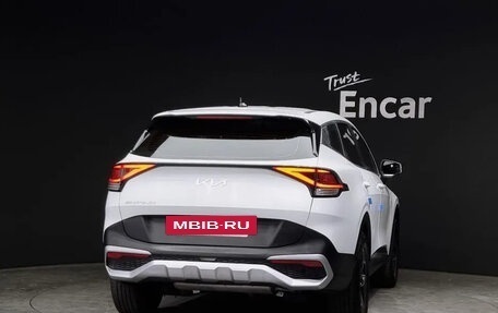 KIA Sportage IV рестайлинг, 2022 год, 1 900 000 рублей, 4 фотография