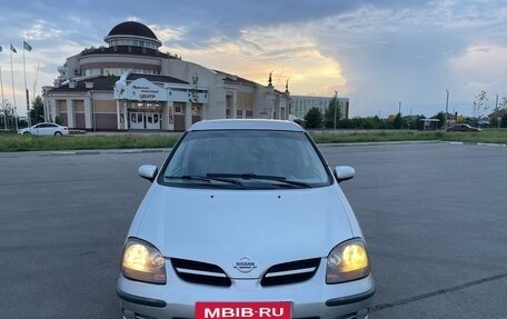 Nissan Almera Tino i, 2000 год, 135 000 рублей, 2 фотография